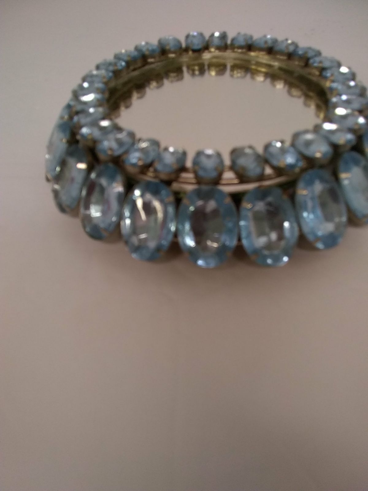 Round Mirror W/Framed Aquamarine Blue Topaz Oval Rhinestone Womens Hand 5" RARE! - Image 5