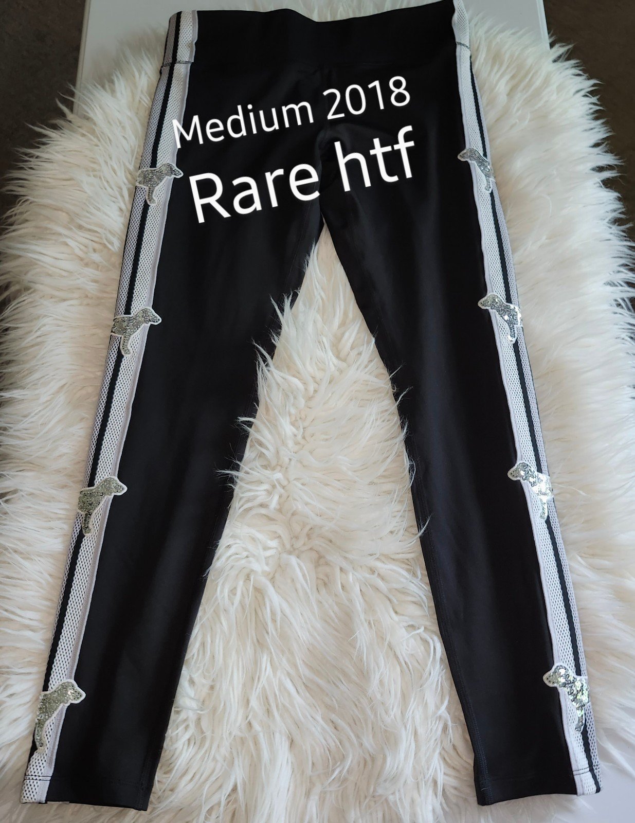 Very rare htf med cozy leggings, hoodie small oversized pit to pit 22in - Image 7