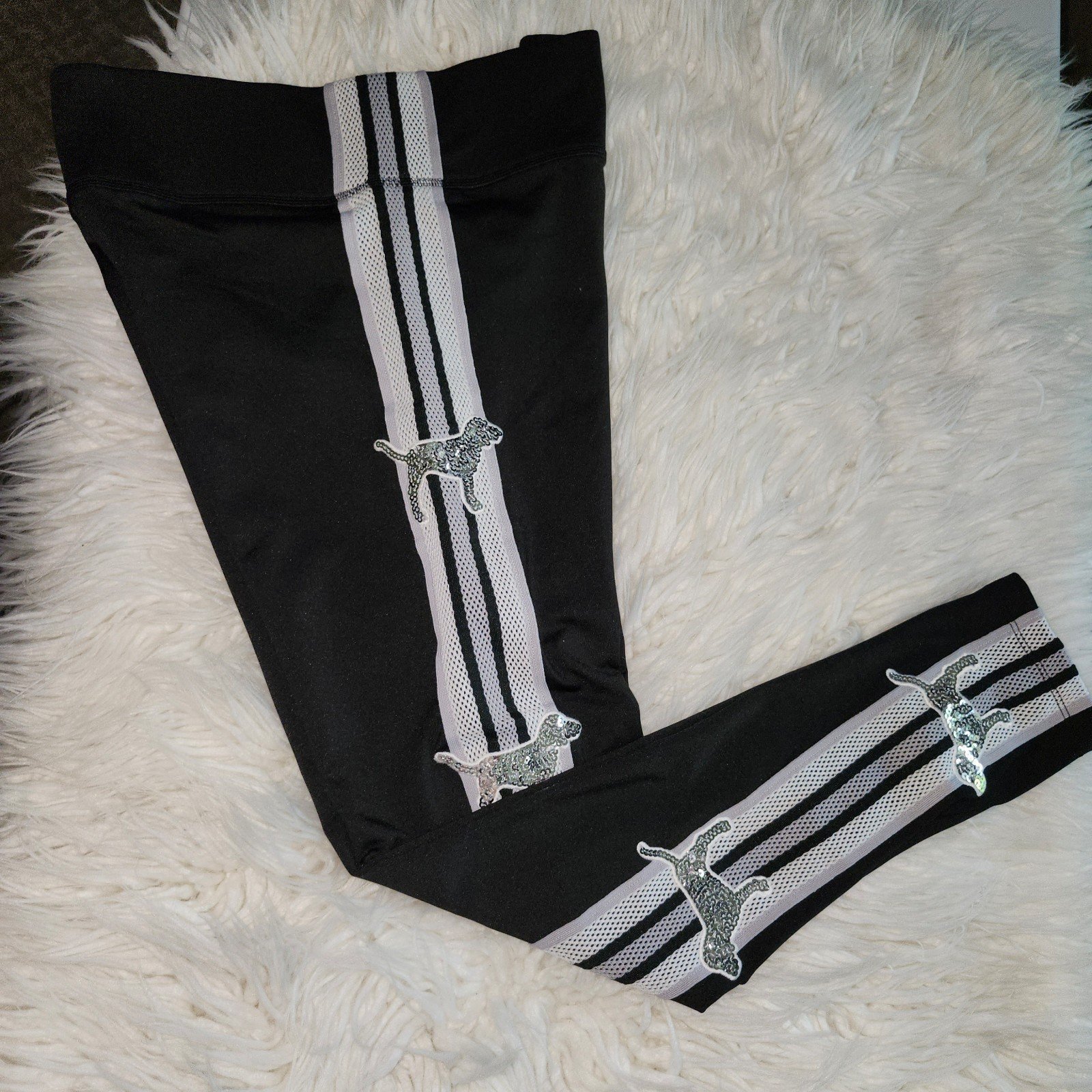 Very rare htf med cozy leggings, hoodie small oversized pit to pit 22in - Image 9