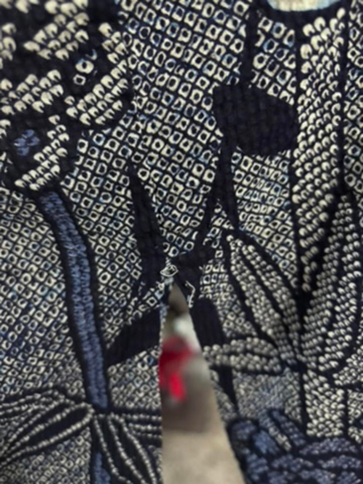Vintage Indigo Blue Floral Japanese Kimono Robe - Image 4