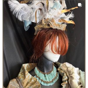 Alternative view of Renaissance High Society Woman - Handmade One-of-a-Kind COSTUME - Womans Medium