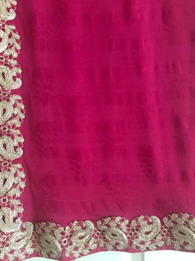 Saree Hot Pink in crepe satin - Image 7