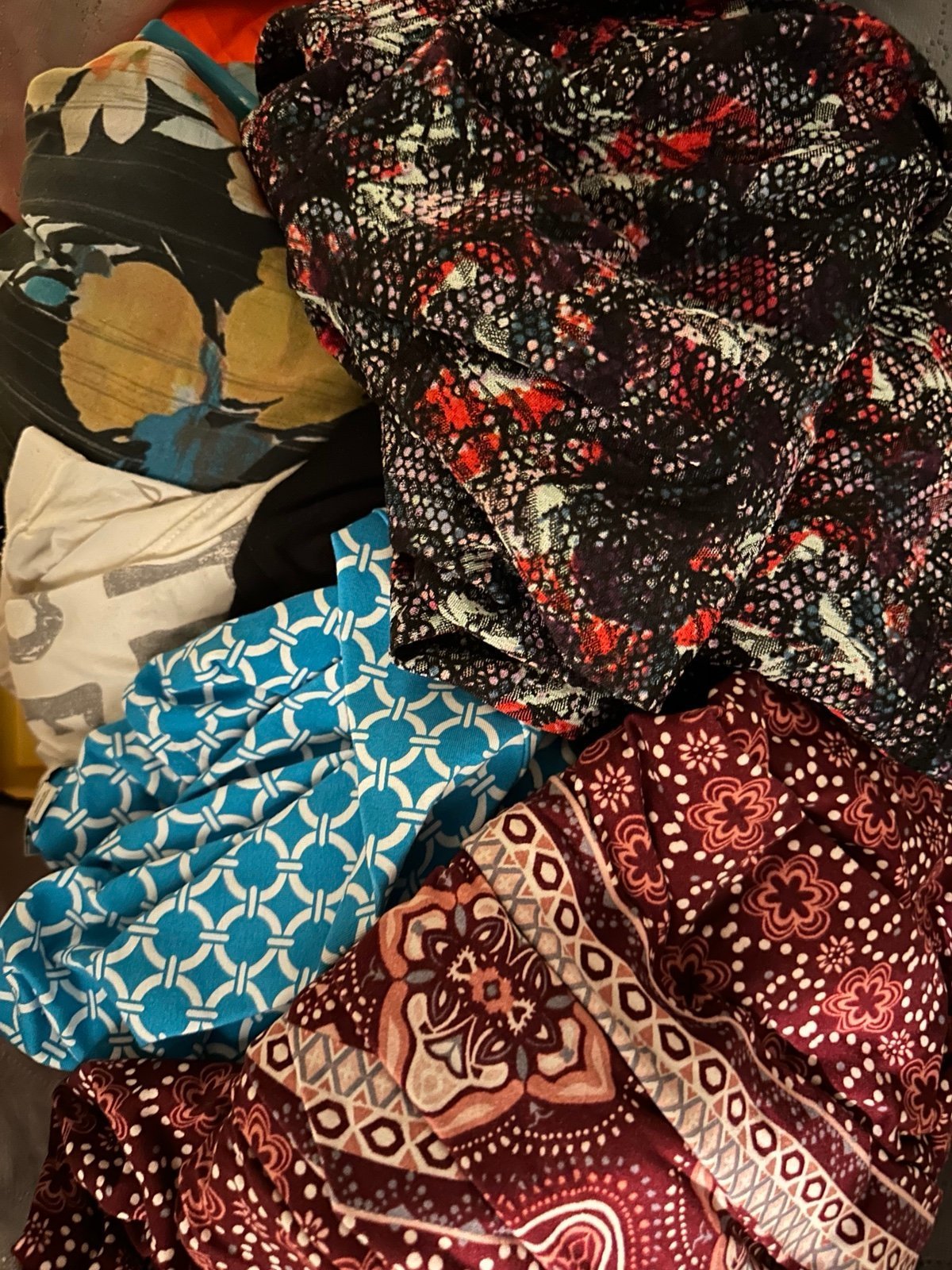 Bundle of Women’s Plus Size Clothing (20 pieces)
