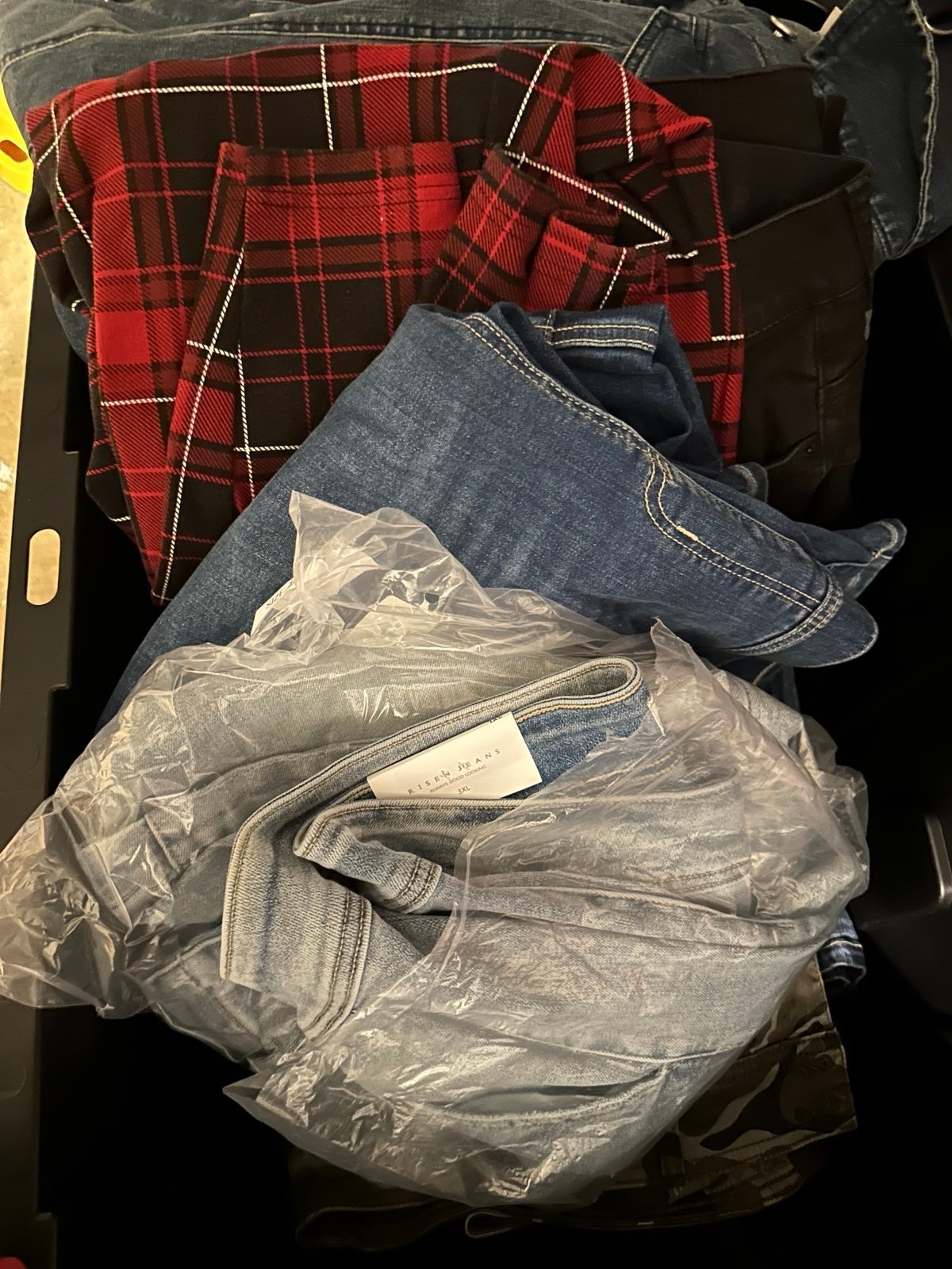 Bundle of Women’s Plus Size Clothing (20 pieces) - Image 3