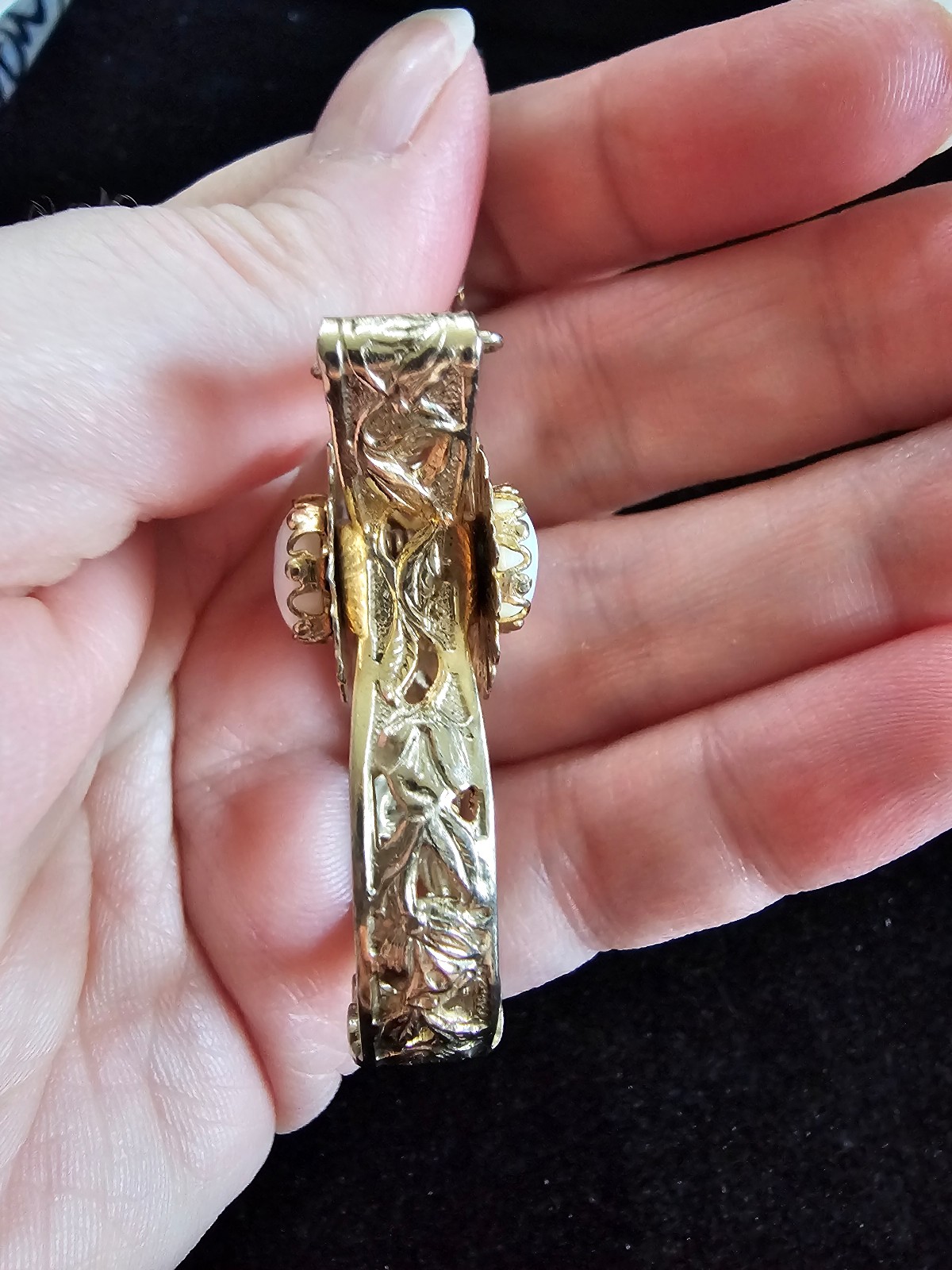 Vintage Rare Glove Clip Scarf Clip With Gemstone - Image 3