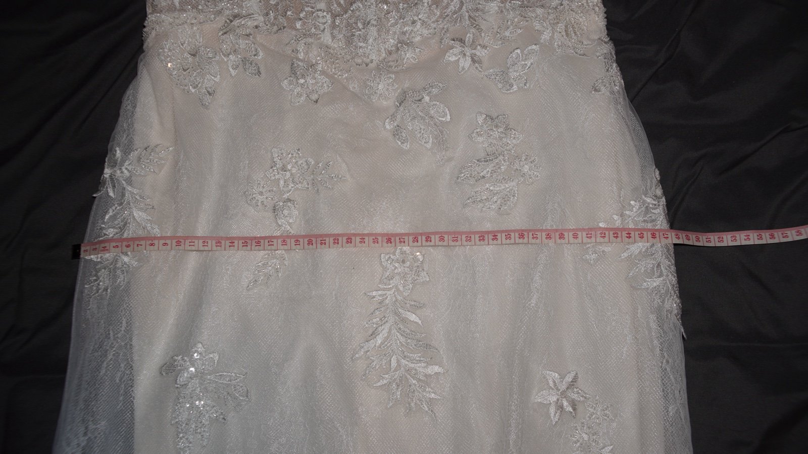 NEW Wedding Dress - Image 10